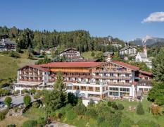 Inntalerhof **** DAS Panoramahotel Sommer - Außenansicht - Inntalerhof