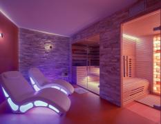 Wellnessliegen im Spabereich des Hotels Patriarca